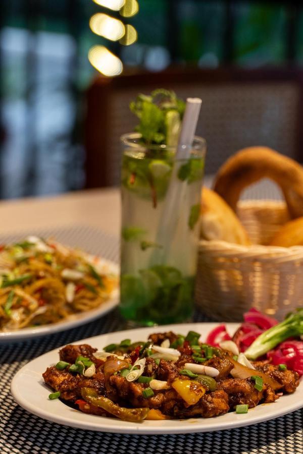 Somy Plaza Calangute Goa - Formerly Somy Resort Ngoại thất bức ảnh